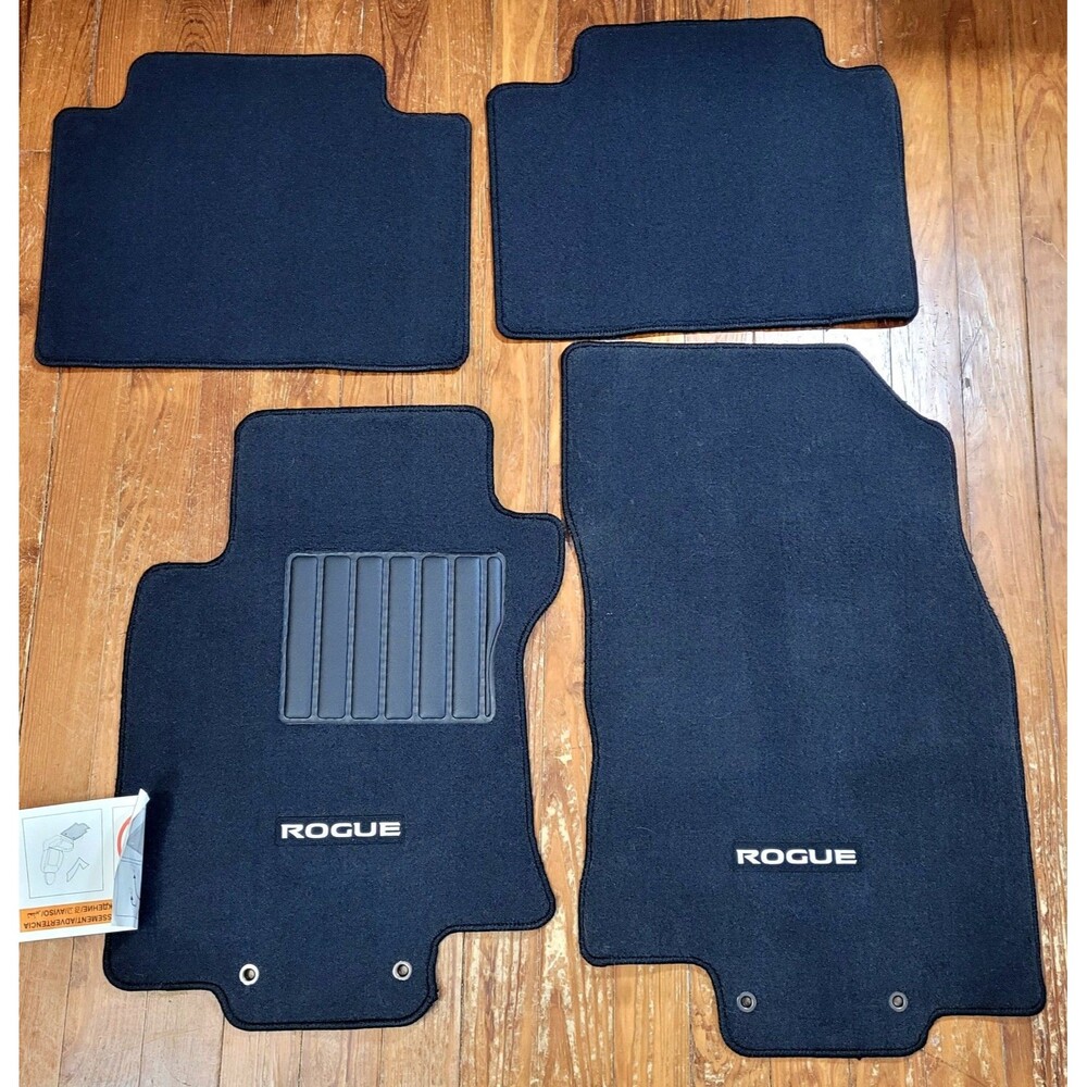 999E2-G2000 Set Of 4 Nissan Rogue Floor Mats - NEW OEM!!  999E2G2000